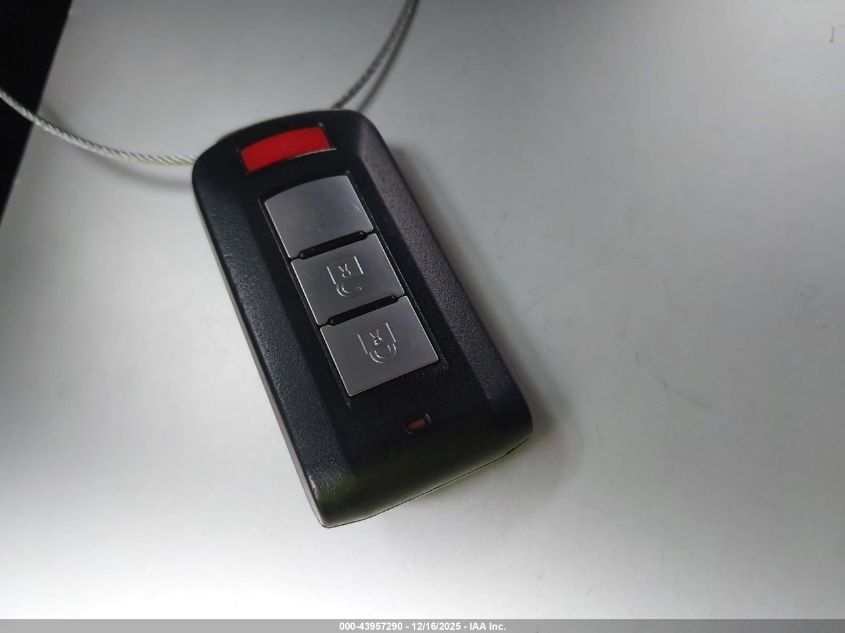 2018 Mitsubishi Outlander Se VIN: JA4AZ3A33JZ007231 Lot: 43957290