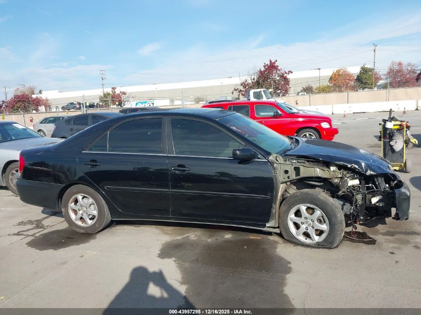 2004 Toyota Camry Le VIN: 4T1BE32K74U269472 Lot: 43957295