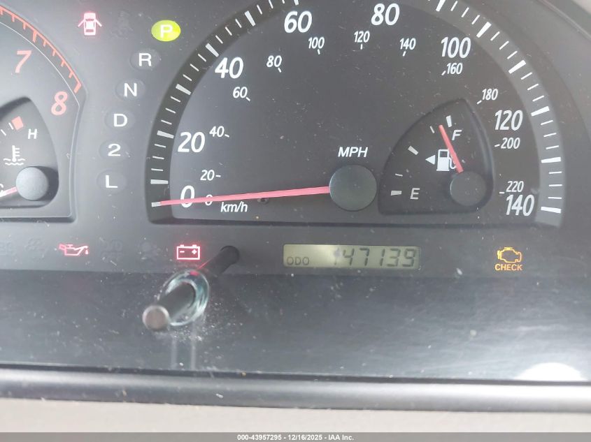 2004 Toyota Camry Le VIN: 4T1BE32K74U269472 Lot: 43957295