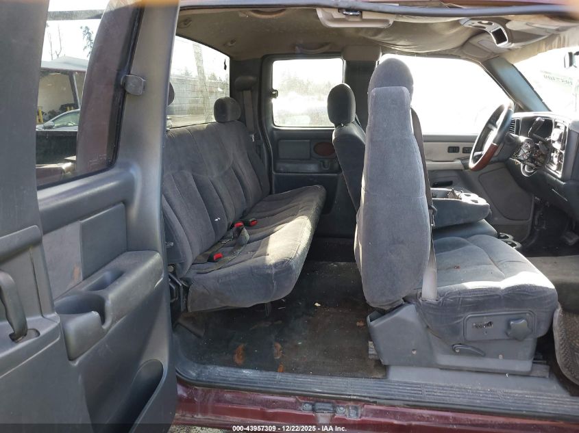 2001 Chevrolet Silverado 1500 Ls VIN: 2GCEC19V111283225 Lot: 43957309