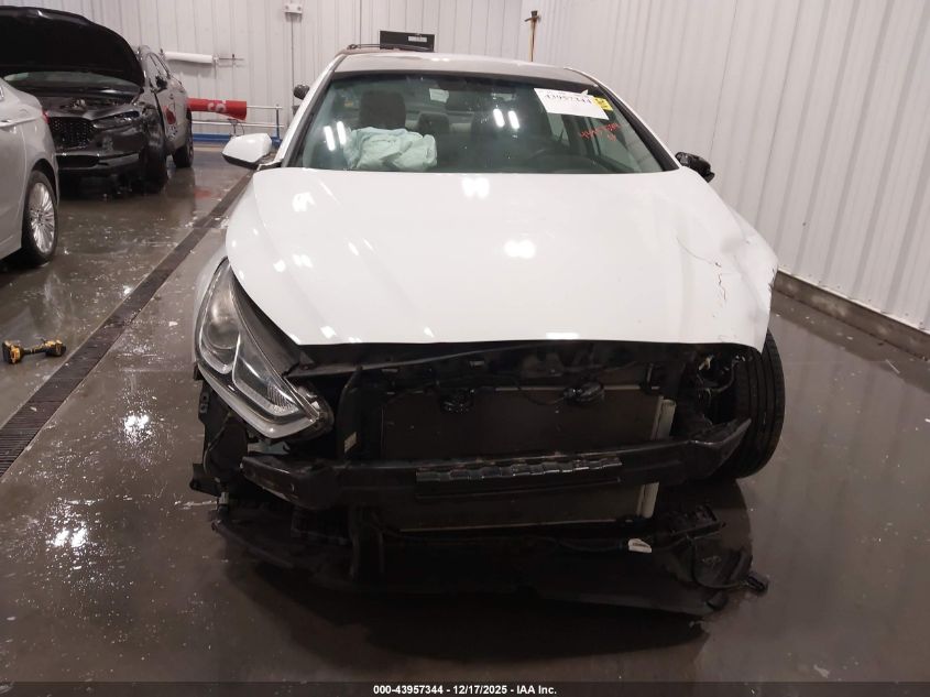 2018 Hyundai Sonata Se VIN: 5NPE24AF1JH615798 Lot: 43957344