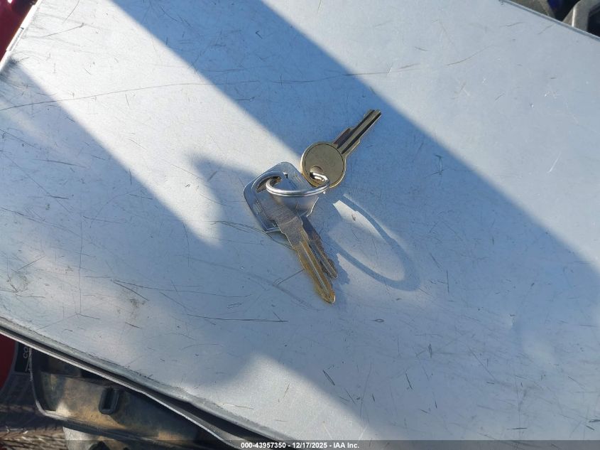 1996 Chevrolet Gmt-400 K1500 VIN: 1GCEK19R9TE150249 Lot: 43957350