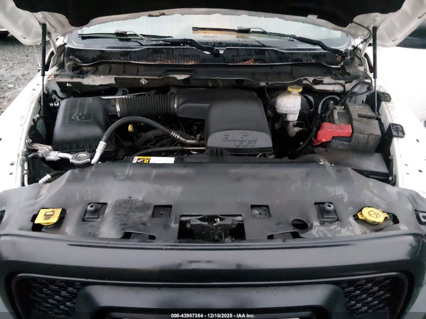 2019 Ram 1500 Classic Warlock 4X4 6'4 Box VIN: 1C6RR7GG6KS683037 Lot: 43957354