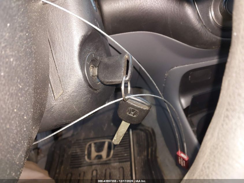 2003 Honda Civic Lx VIN: 2HGES15523H586003 Lot: 43957355