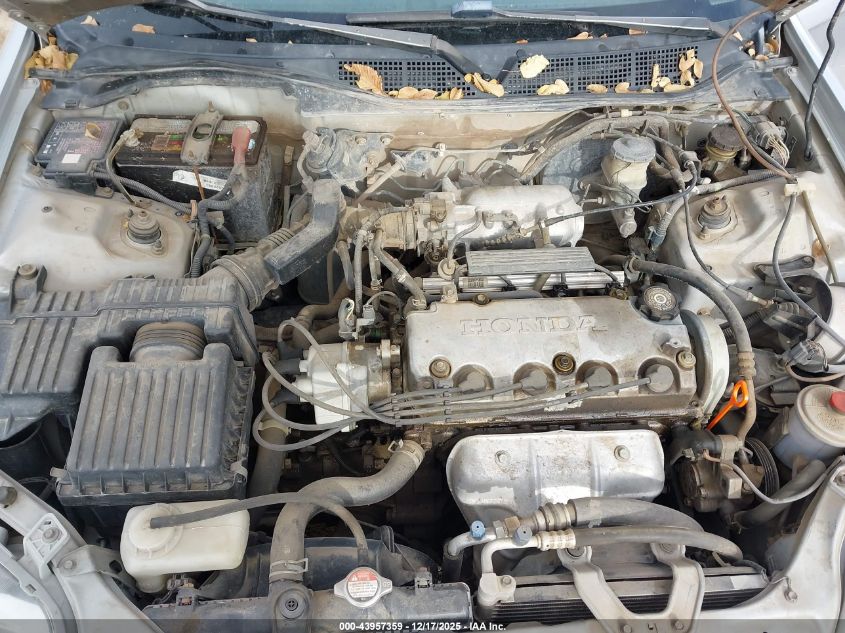 2000 Honda Civic Ex VIN: 1HGEJ8144YL114162 Lot: 43957359