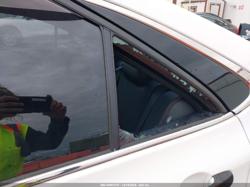 2017 Toyota Camry Se VIN: 4T1BF1FK2HU724617 Lot: 43957370