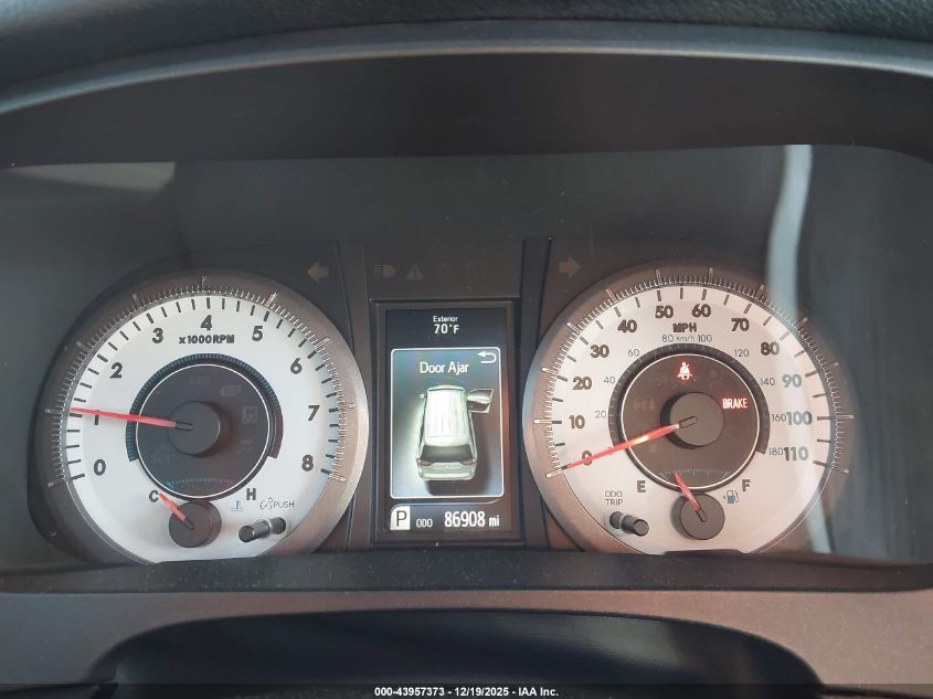 2017 Toyota Sienna Se 8 Passenger VIN: 5TDXZ3DC7HS844040 Lot: 43957373