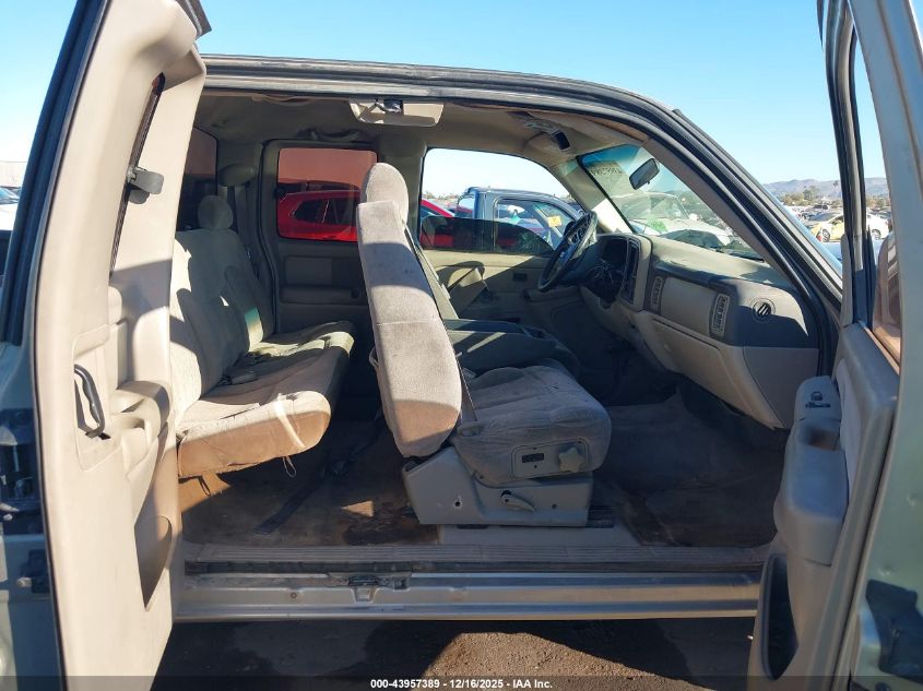 2002 Chevrolet Silverado 1500 Ls VIN: 2GCEC19T321305306 Lot: 43957389