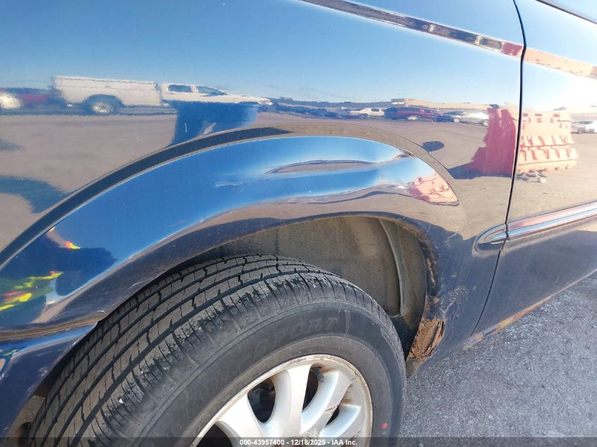 2002 Chrysler Town & Country Ex VIN: 2C4GP74L42R679562 Lot: 43957400