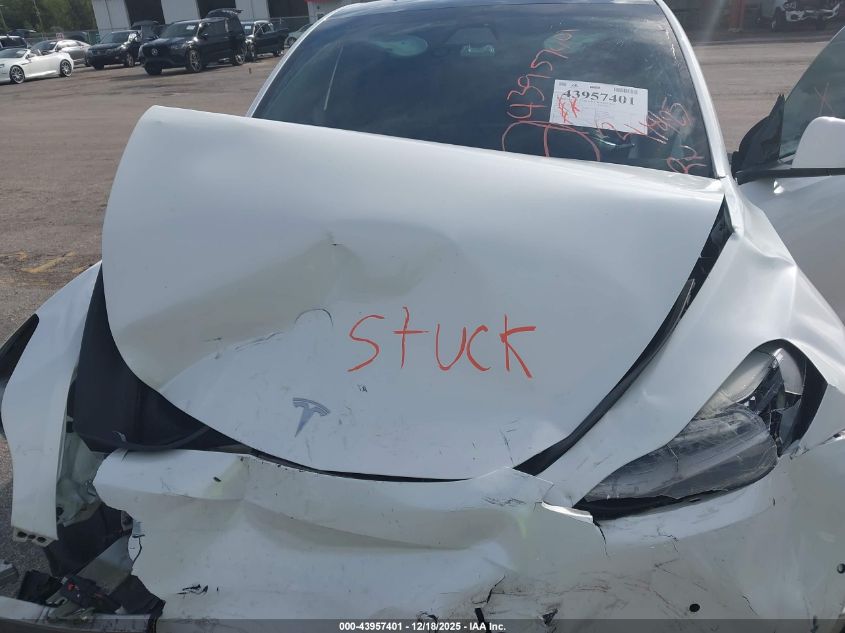 2021 Tesla Model Y Long Range Dual Motor All-Wheel Drive VIN: 5YJYGDEE6MF260338 Lot: 43957401