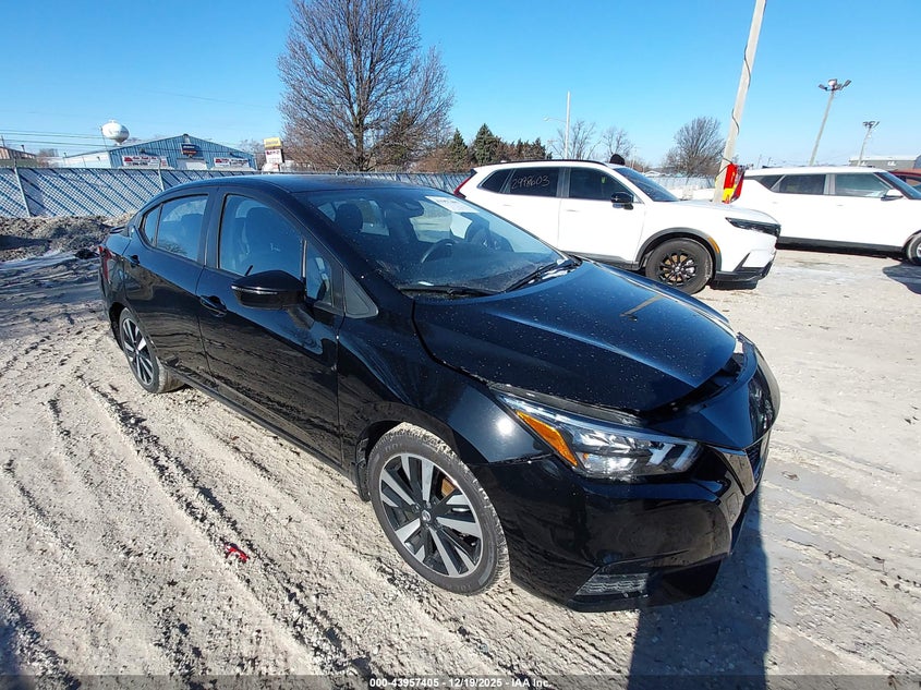 2022 NISSAN VERSA  (VIN: 3N1CN8FV5NL837470)