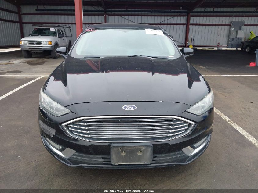 2017 Ford Fusion Se VIN: 3FA6P0HD8HR158231 Lot: 43957425
