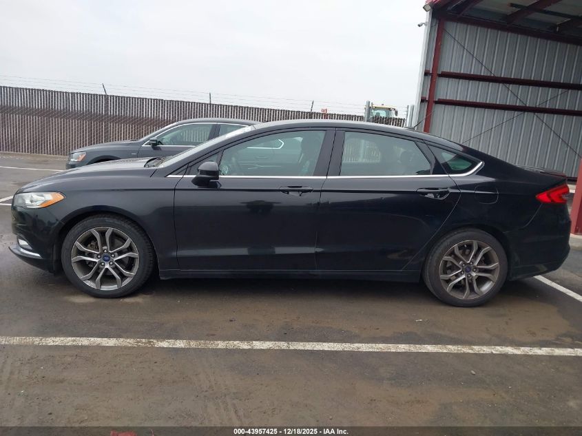 2017 Ford Fusion Se VIN: 3FA6P0HD8HR158231 Lot: 43957425