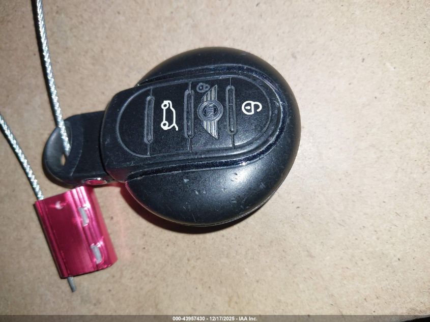 2015 Mini Hardtop Cooper S VIN: WMWXU3C51F2B57402 Lot: 43957430