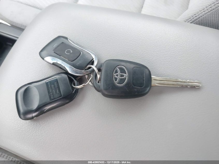 2015 Toyota Camry Le VIN: 4T4BF1FK9FR464946 Lot: 43957433