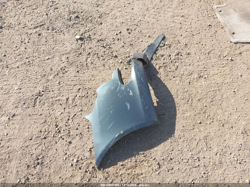 2003 Toyota Camry Xle VIN: 4T1BE30K13U687818 Lot: 43957458