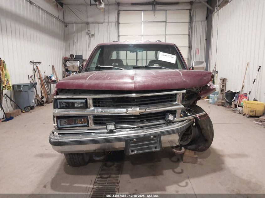 1994 Chevrolet Gmt-400 K1500 VIN: 2GCEK19K4R1191675 Lot: 43957486