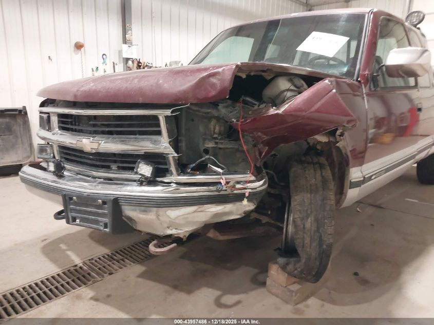 1994 Chevrolet Gmt-400 K1500 VIN: 2GCEK19K4R1191675 Lot: 43957486