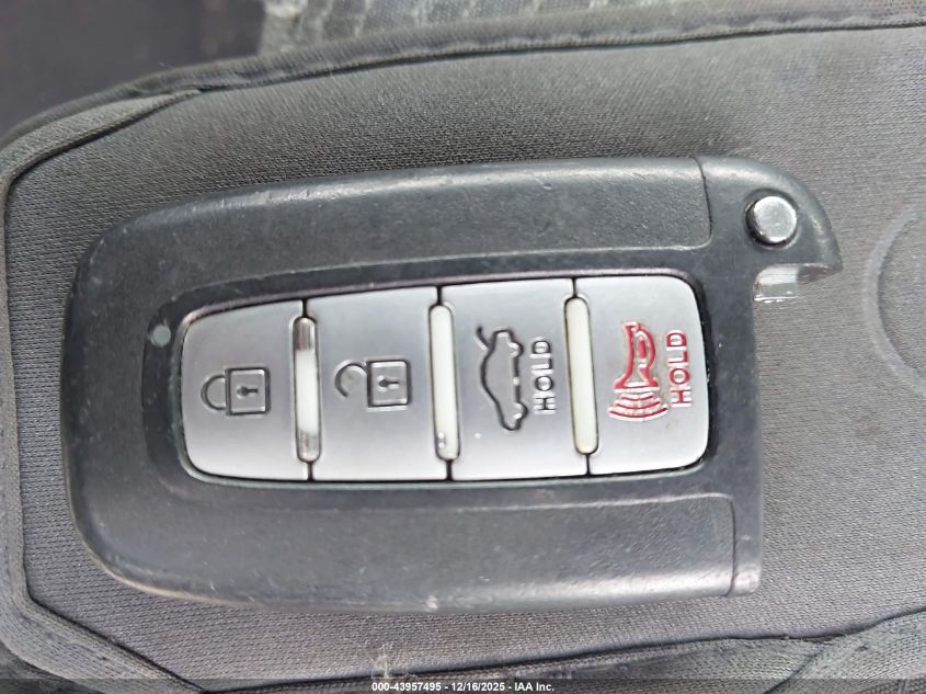 2014 Hyundai Sonata Hybrid VIN: KMHEC4A43EA113282 Lot: 43957495