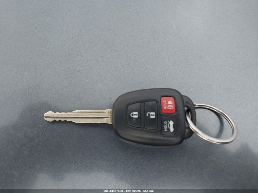 2017 Toyota Corolla Se VIN: 5YFBURHE8HP604835 Lot: 43957498