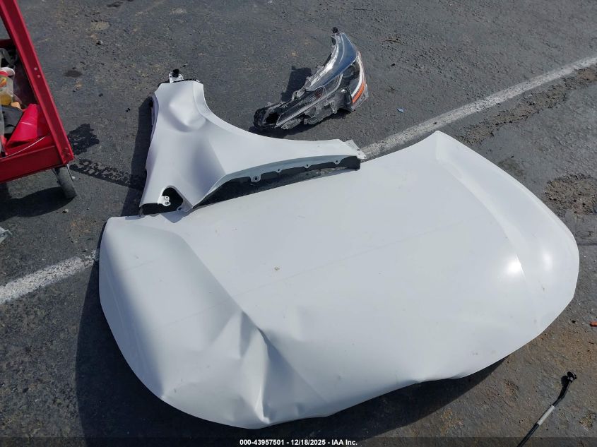 2024 Toyota Corolla Le VIN: JTDB4MEEXRJ014410 Lot: 43957501