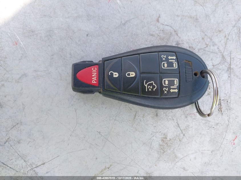 2011 Chrysler Town & Country Touring VIN: 2A4RR5DG0BR623168 Lot: 43957519