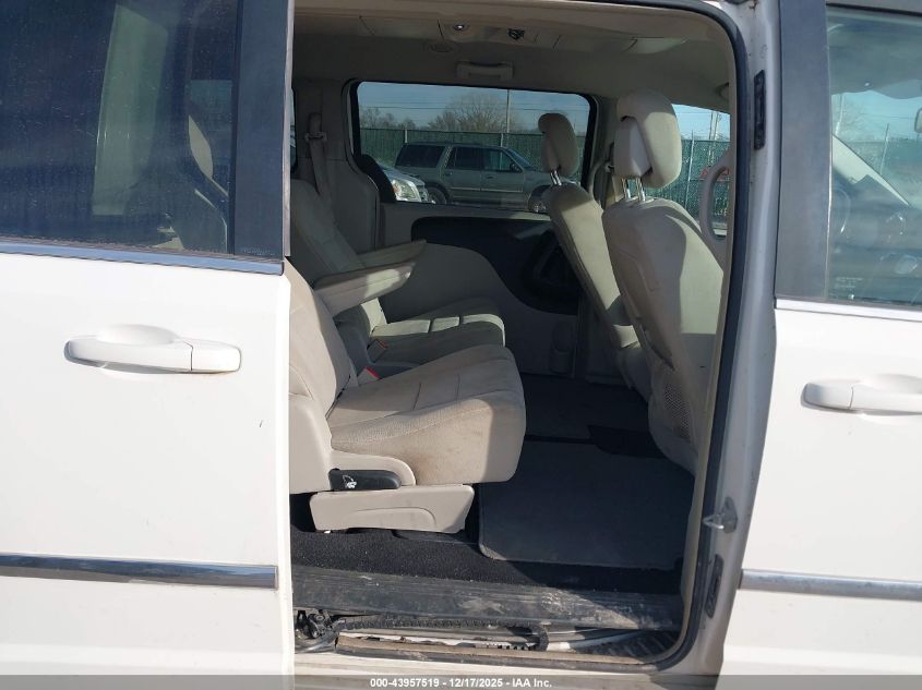 2011 Chrysler Town & Country Touring VIN: 2A4RR5DG0BR623168 Lot: 43957519