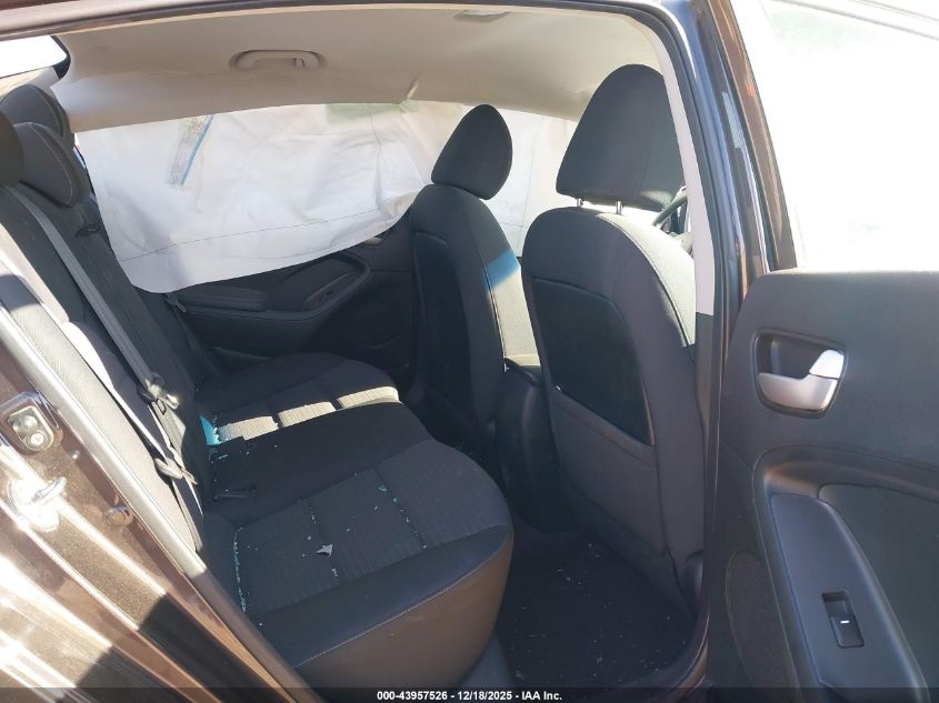 2018 Kia Forte Lx VIN: 3KPFL4A74JE206676 Lot: 43957526