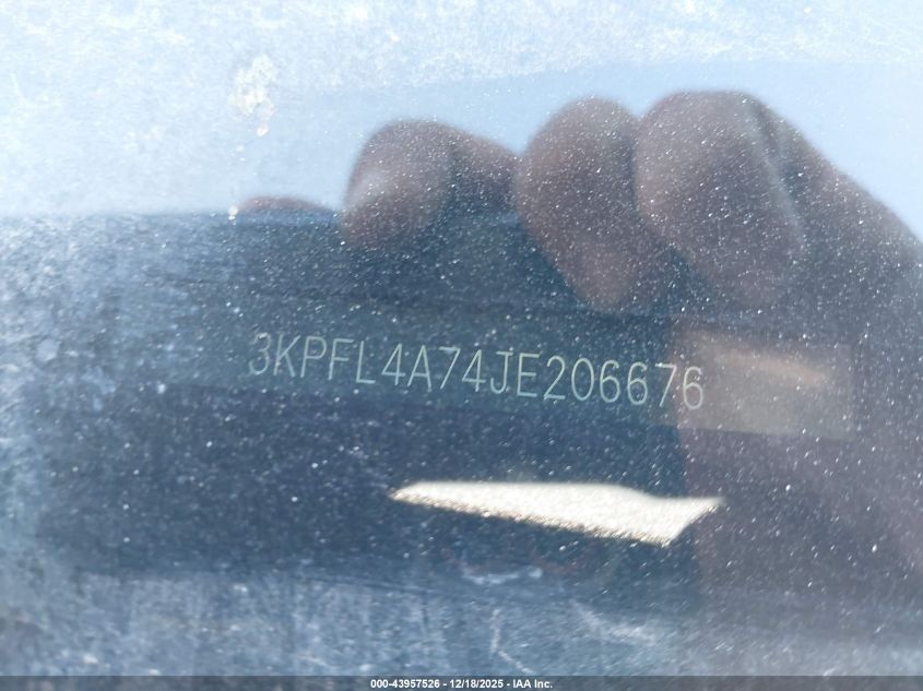 2018 Kia Forte Lx VIN: 3KPFL4A74JE206676 Lot: 43957526