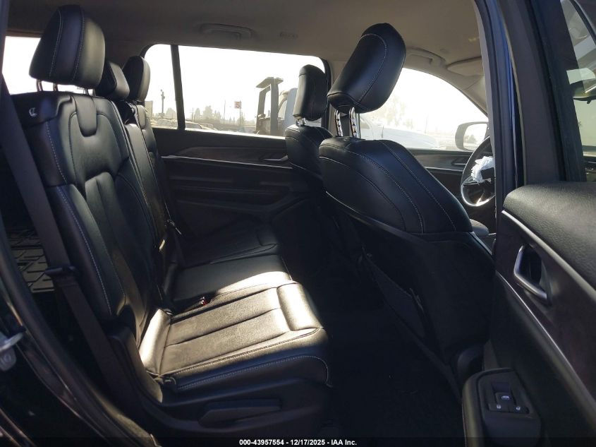 2023 Jeep Grand Cherokee L Limited 4X2 VIN: 1C4RJJBGXP8891124 Lot: 43957554