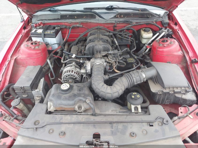 2007 Ford Mustang V6 Deluxe/V6 Premium VIN: 1ZVFT80N575261016 Lot: 43957556