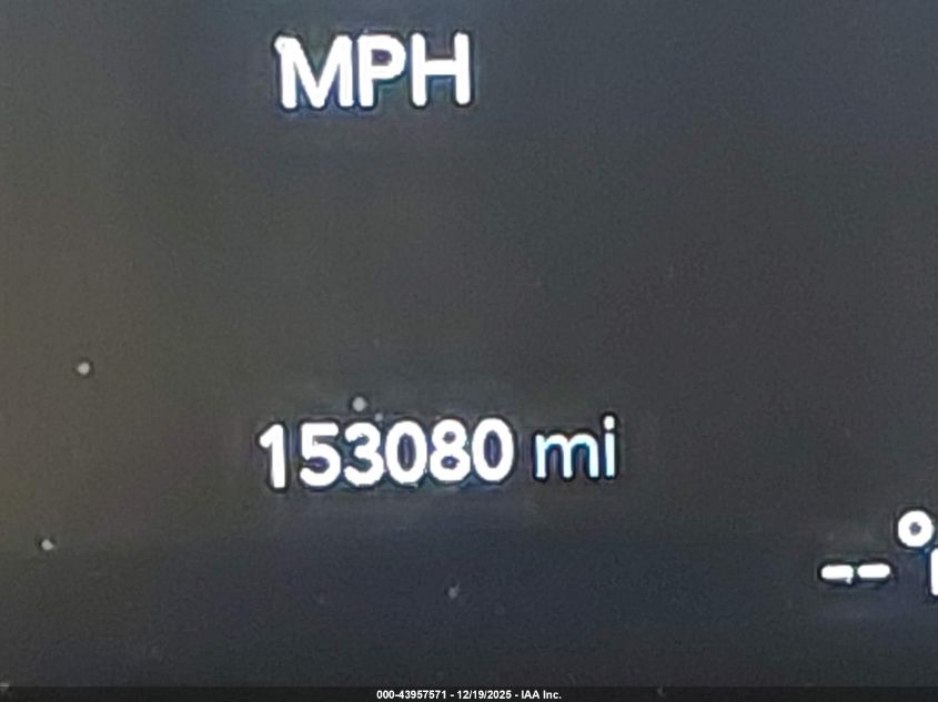 2019 Chrysler Pacifica Limited VIN: 2C4RC1GG6KR655425 Lot: 43957571