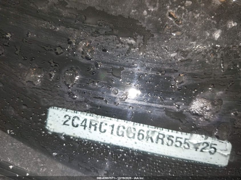 2019 Chrysler Pacifica Limited VIN: 2C4RC1GG6KR655425 Lot: 43957571