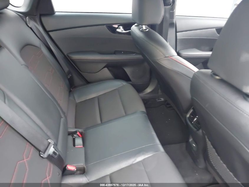 2022 Kia Forte Gt VIN: 3KPF44AC0NE499654 Lot: 43957576