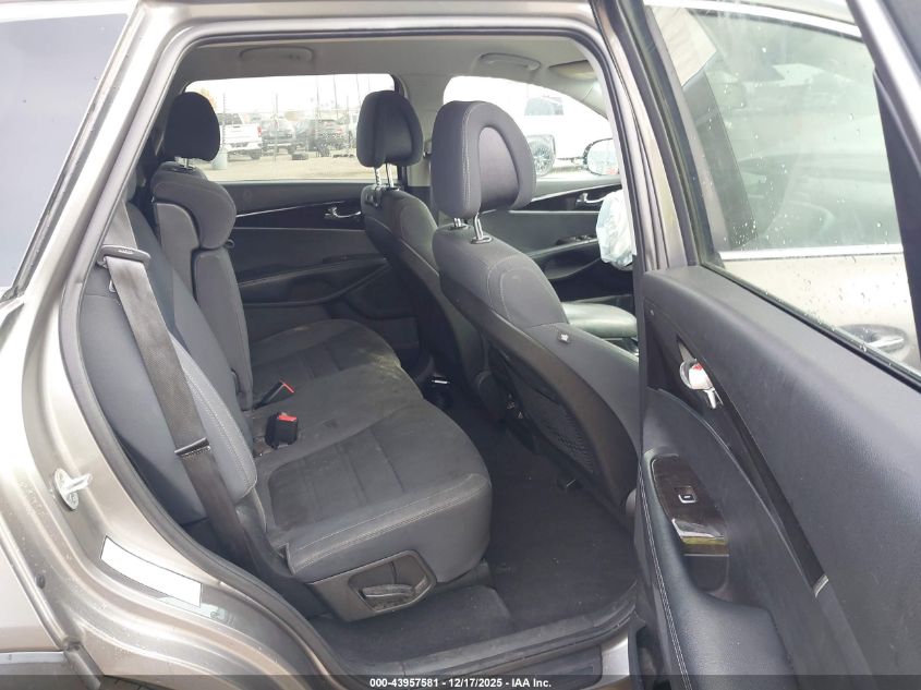 2017 Kia Sorento 3.3L Lx VIN: 5XYPG4A58HG215031 Lot: 43957581