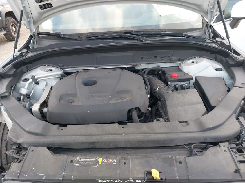 2019 Volvo Xc60 T6 Momentum VIN: LYVA22RK4KB230886 Lot: 43957584