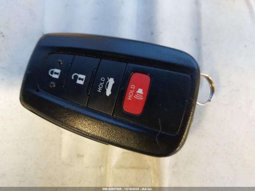 2018 Toyota Camry Hybrid Le VIN: 4T1B31HK4JU501653 Lot: 43957588