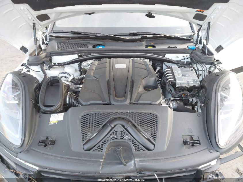 2022 Porsche Macan Gts VIN: WP1AF2A53NLB31534 Lot: 43957592