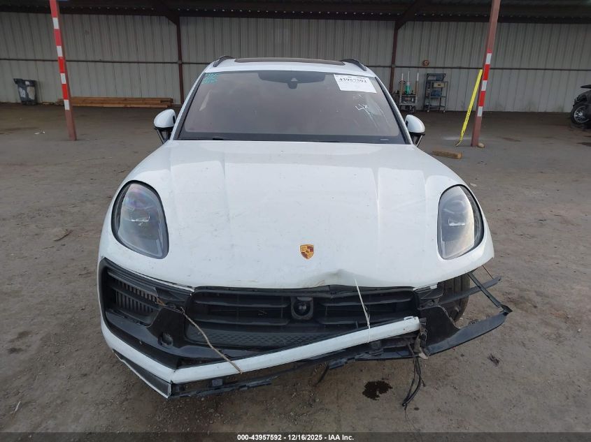 2022 Porsche Macan Gts VIN: WP1AF2A53NLB31534 Lot: 43957592