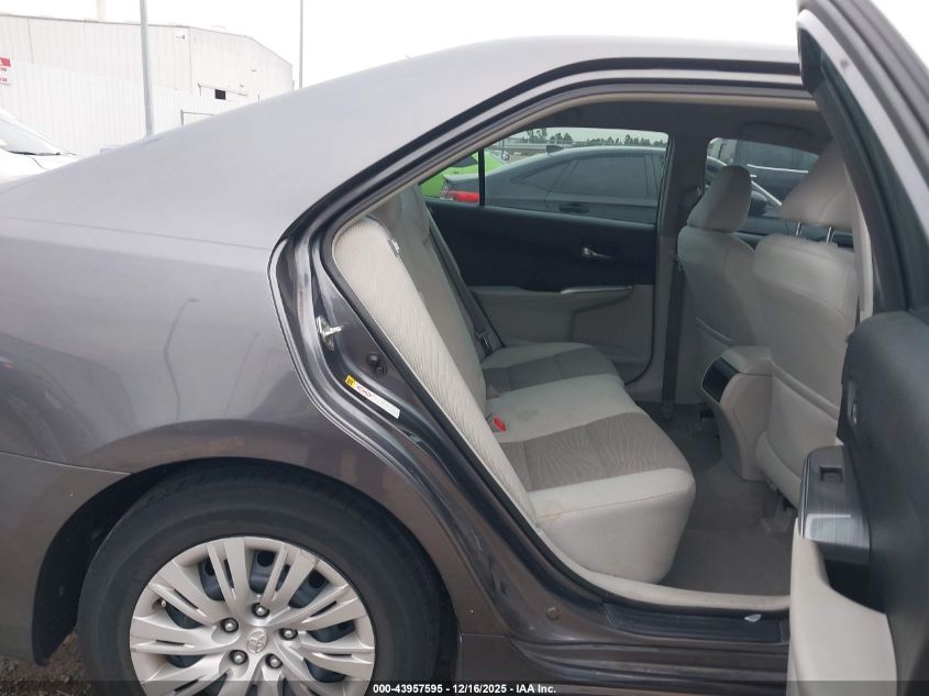 2014 Toyota Camry Hybrid Le VIN: 4T1BD1FK7EU138190 Lot: 43957595