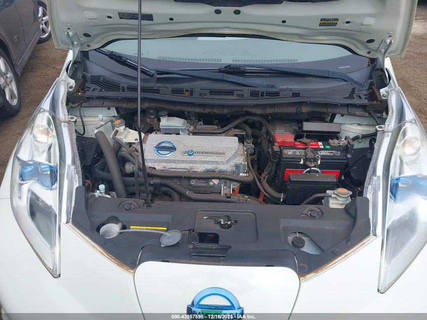 2012 Nissan Leaf Sl #10