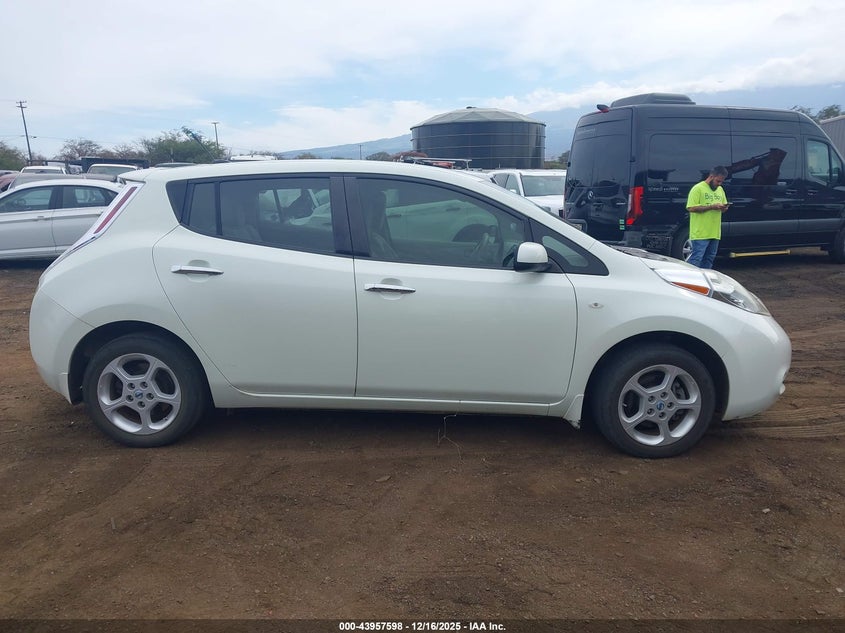 2012 Nissan Leaf Sl #13