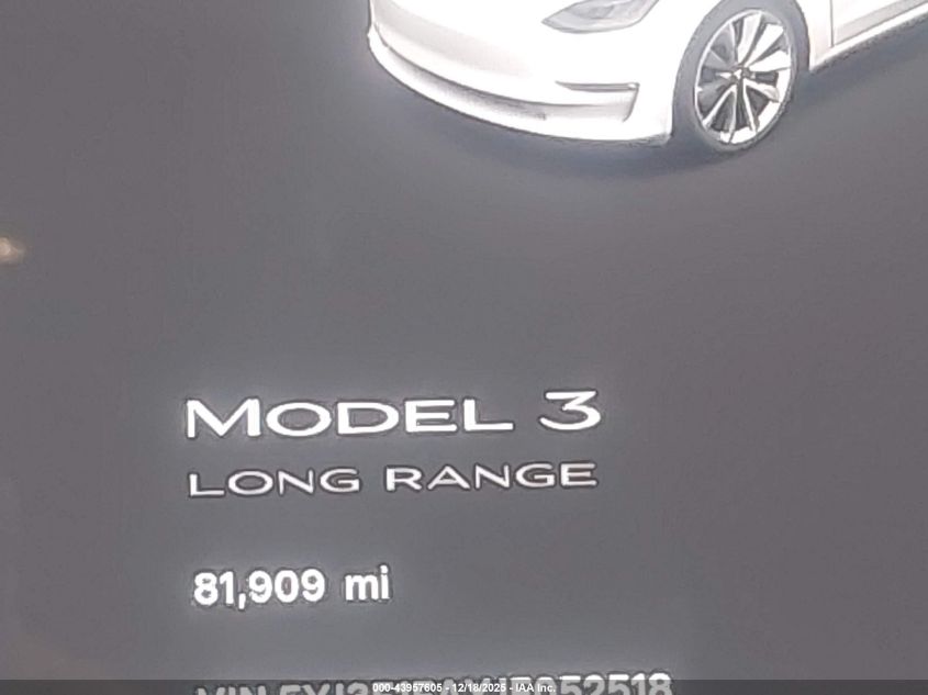 2018 Tesla Model 3 Long Range/Mid Range VIN: 5YJ3E1EAXJF052518 Lot: 43957605