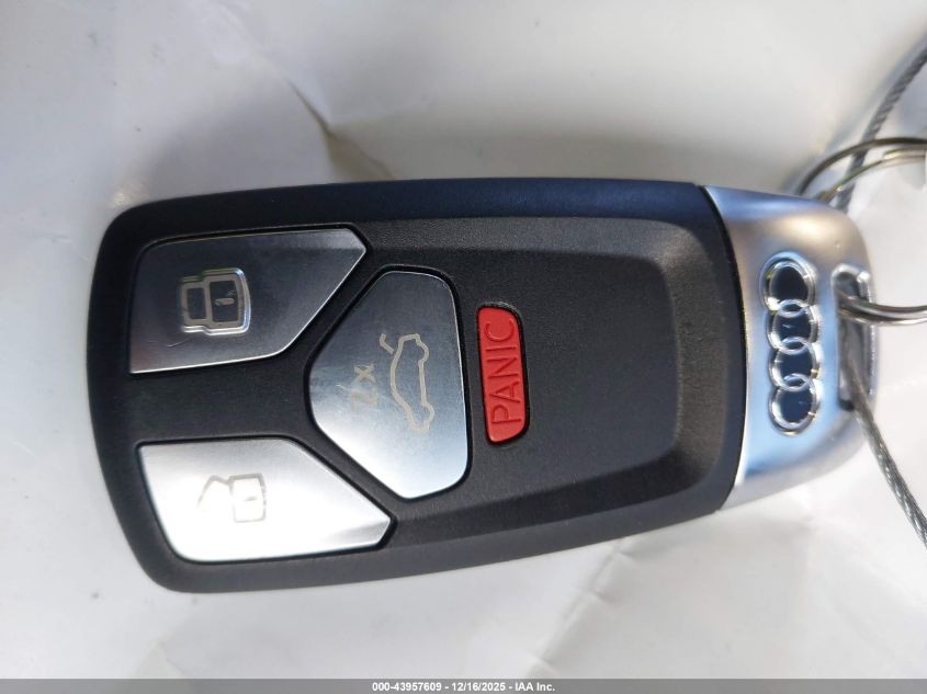 2025 Audi Q5 Premium Plus 55 Tfsi E S Line Quattro S Tronic VIN: WA1E2AFY8S2060774 Lot: 43957609