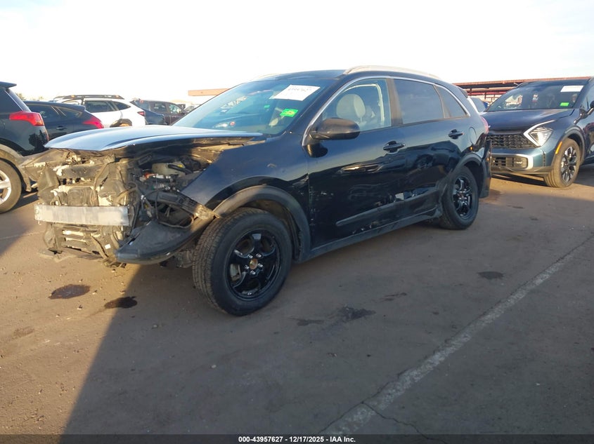 VIN KNDCB3LC7J5162310 2018 KIA NIRO LX
