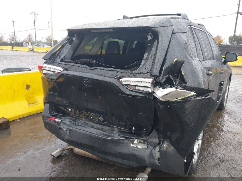 2024 Toyota Rav4 Xle Premium VIN: 2T3C1RFV6RC295827 Lot: 43957638