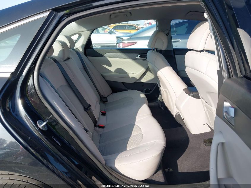 2017 Hyundai Sonata VIN: 5NPE24AF1HH545665 Lot: 43957640