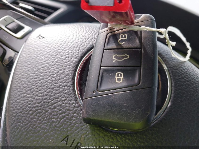 2019 Volkswagen Jetta 1.4T R-Line/1.4T S/1.4T Se VIN: 3VWC57BU9KM265228 Lot: 43957646