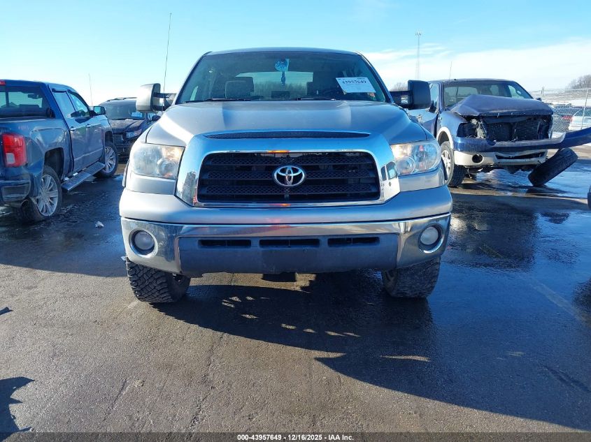 2008 Toyota Tundra Sr5 5.7L V8 VIN: 5TFDV54128X043454 Lot: 43957649