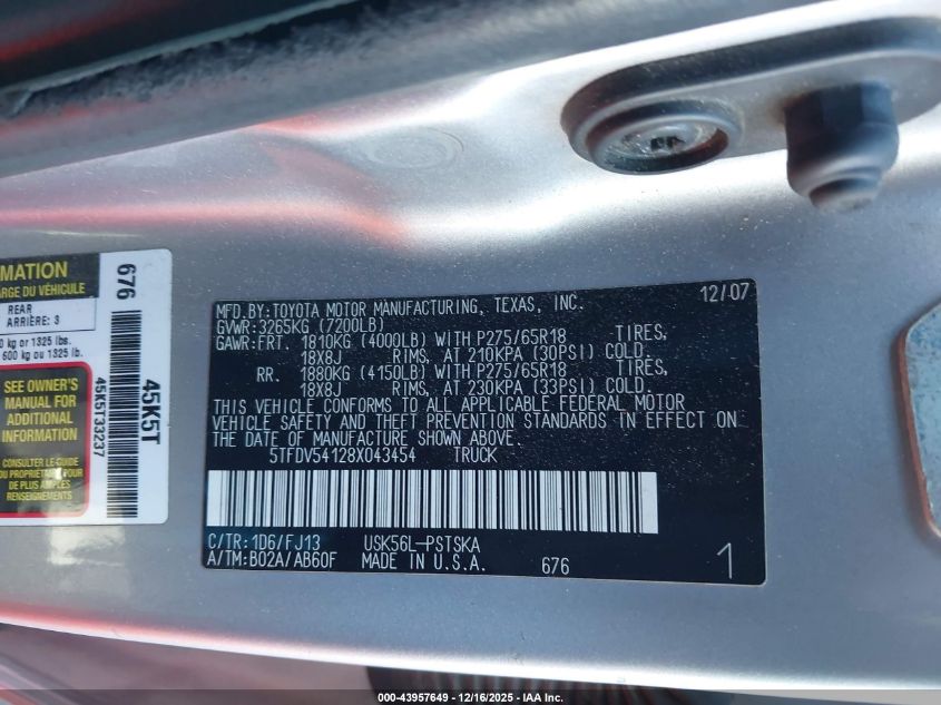 2008 Toyota Tundra Sr5 5.7L V8 VIN: 5TFDV54128X043454 Lot: 43957649